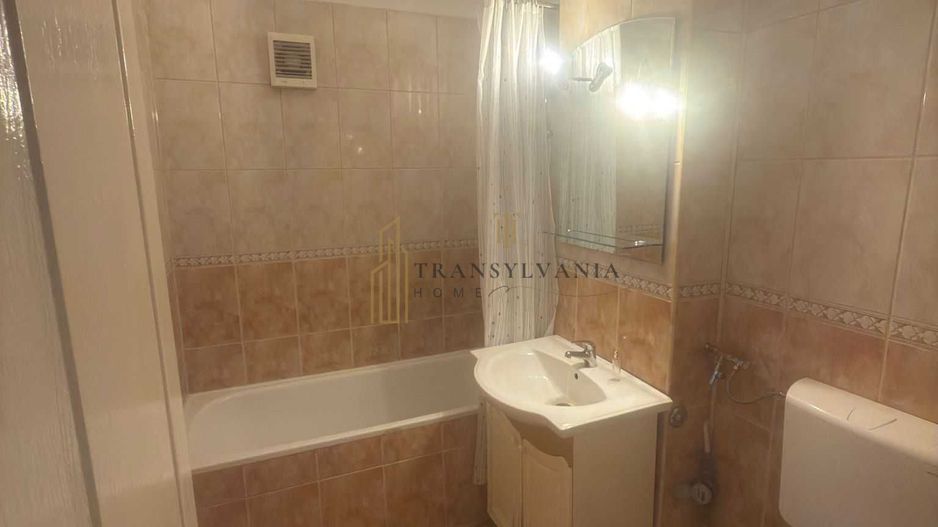Apartament 4 camere, decomandat - Poză 7