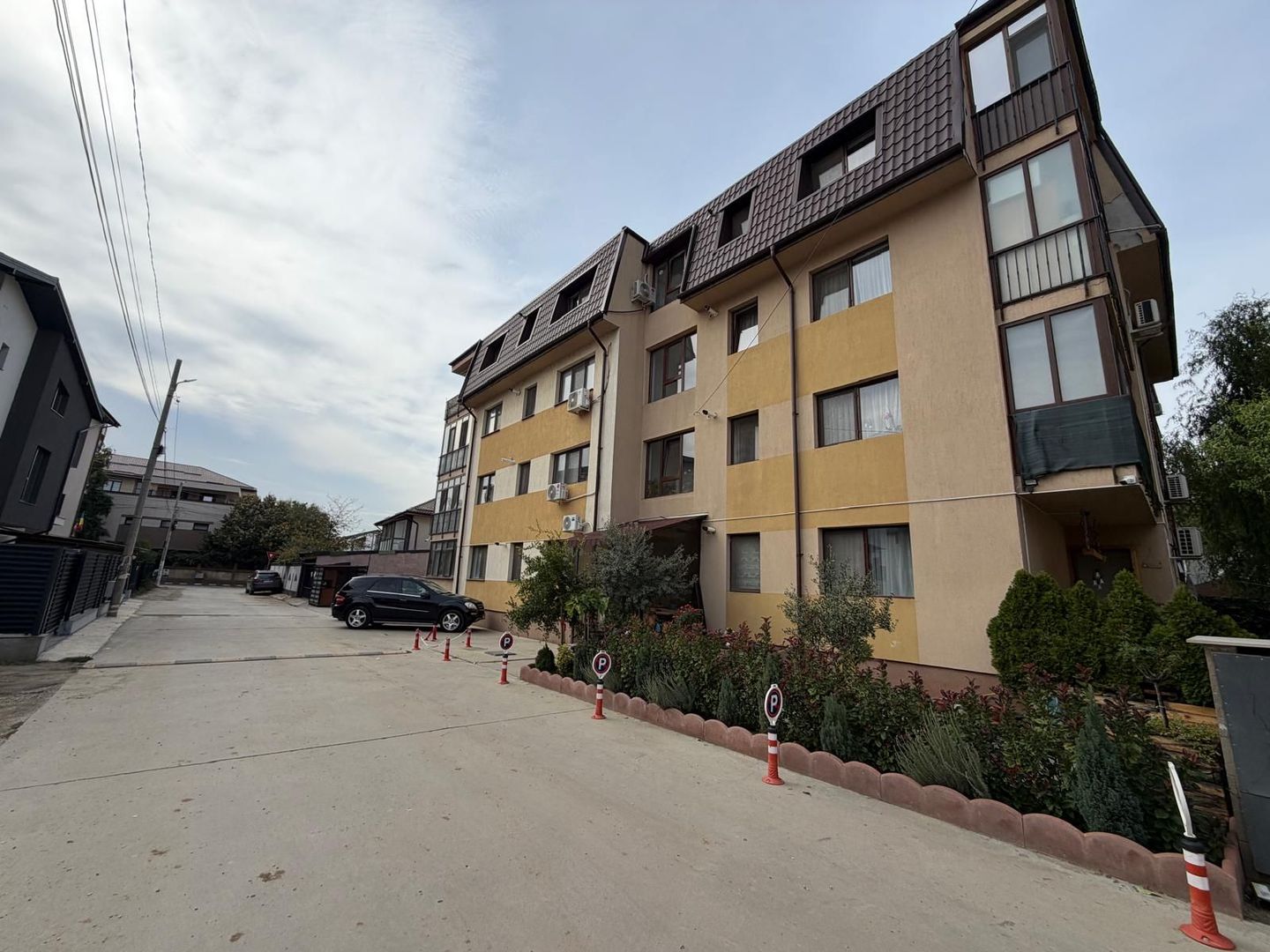 AP. 3 CAMERE - CURTE, PARCARE INCLUSA, MOBILAT MODERN, COMIS 0% - Poză 15