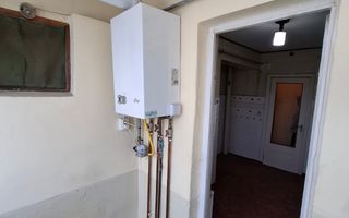Spitalul Judetean - Casa Tineretului 3 camere, etaj 2, centrala gaz - Poză 9