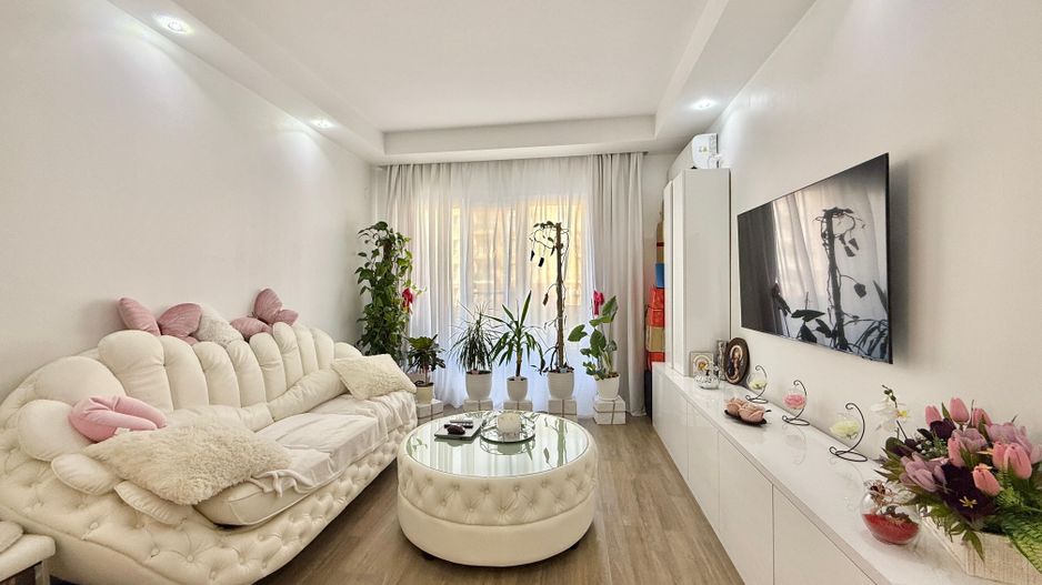 COSMOPOLIS - Apartament cu 2 camere, mobilat si utilat. - Poză 1