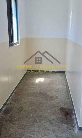 Hala + Teren de Vânzare în Onești - Poză 5