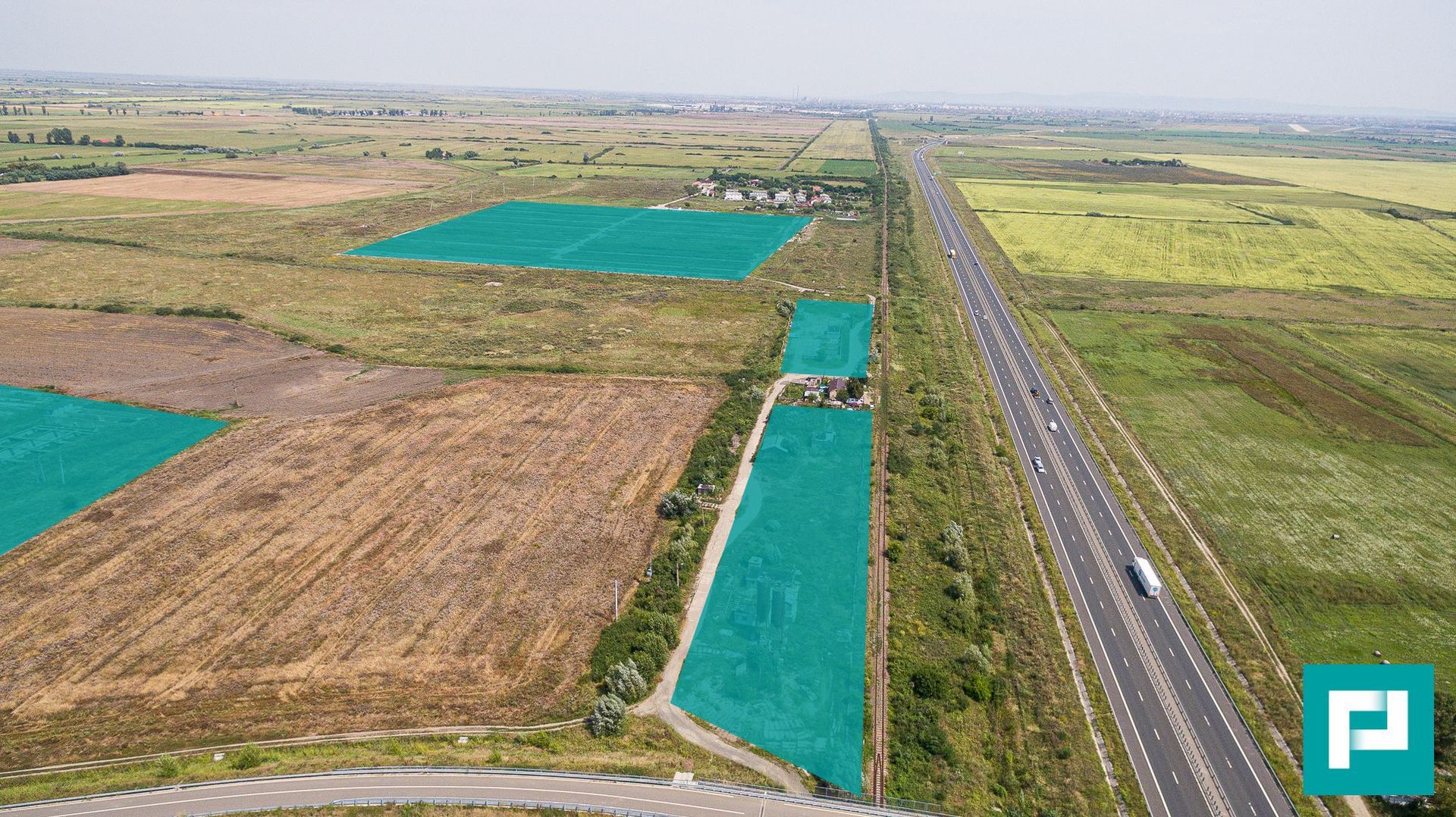 Teren 15Ha cu acces cale ferată - Poză 1