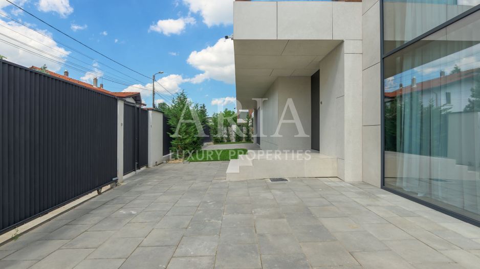 Vilă contemporană premium | Design arhitectural de excepție | Piscină privată | - Poză 2