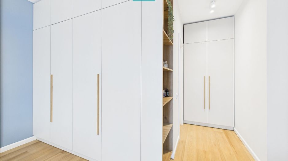 Apartament spațios, vedere și facilități premium - Poză 3