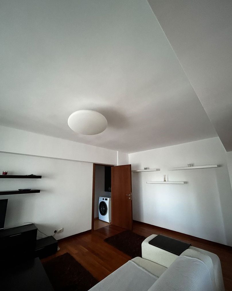 De Inchiriat Apartament 2 camere, metrou Piața Muncii - Poză 7