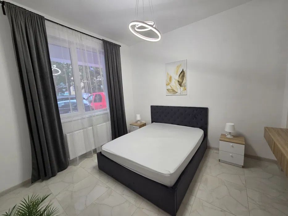 2 camere -Militari - Poză 4