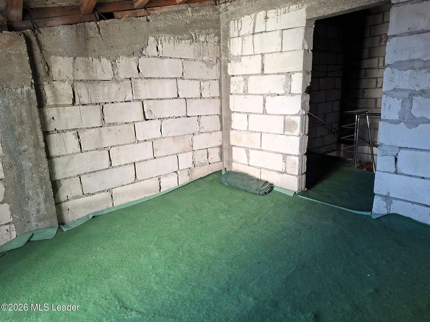 Vila cu 10 camere, destinatie rezidentiala / birouri - Poză 25