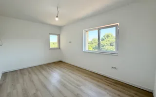 Duplex cu 5 camere si 2 bai, 470 mp teren si 115 mp utili in Ghiroda. - Poză 13