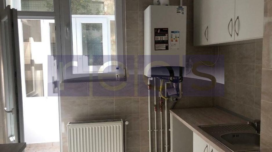 VANZARE APARTAMENT 3 CAMERE RENOVAT DECOMANDAT CENTRALA PROPRIE PIATA ROMANA - Poză 10