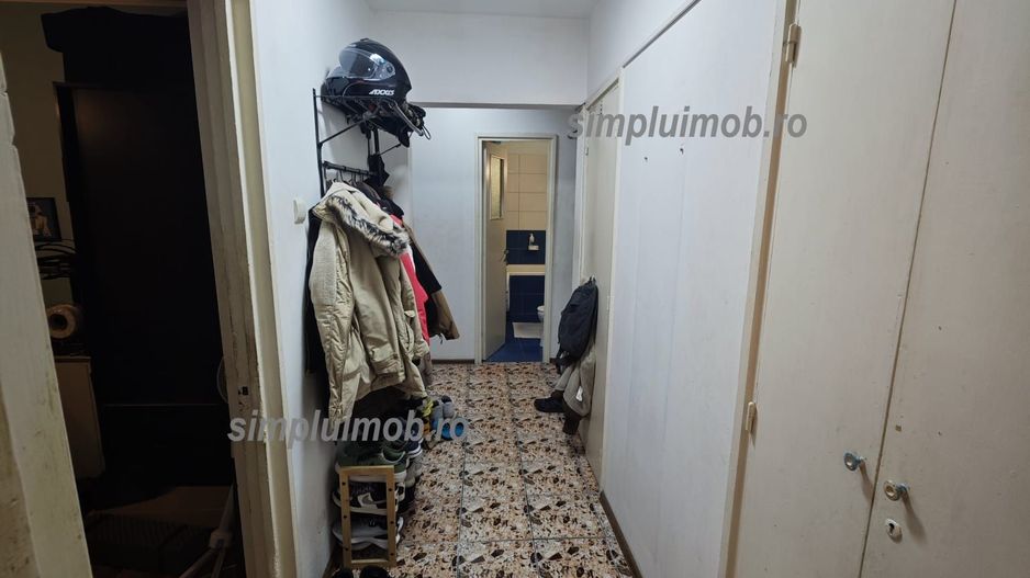 VANDUT! Carrefour Grand Arena decomandat Sector 4 - Poză 6