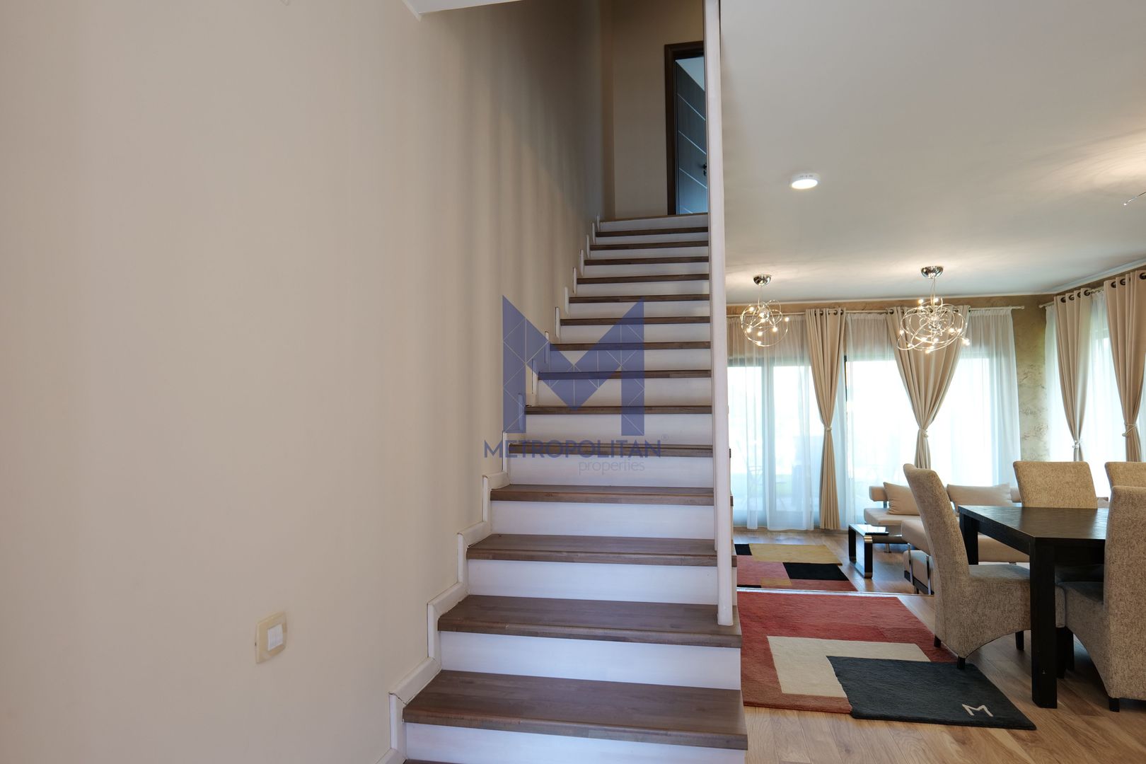 Casă/ Vilă de închiriat deosebit de atractivă - Poză 16