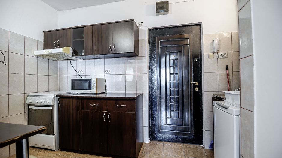 VANDUT! Garsoniera mobilata - Etaj 2 - Vlaicu - COMISION 0% - Poză 3