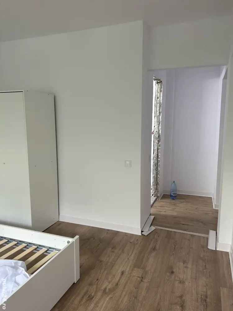 De vanzare apartament 3 camere renovat total, Rahova/Teius - Poză 4