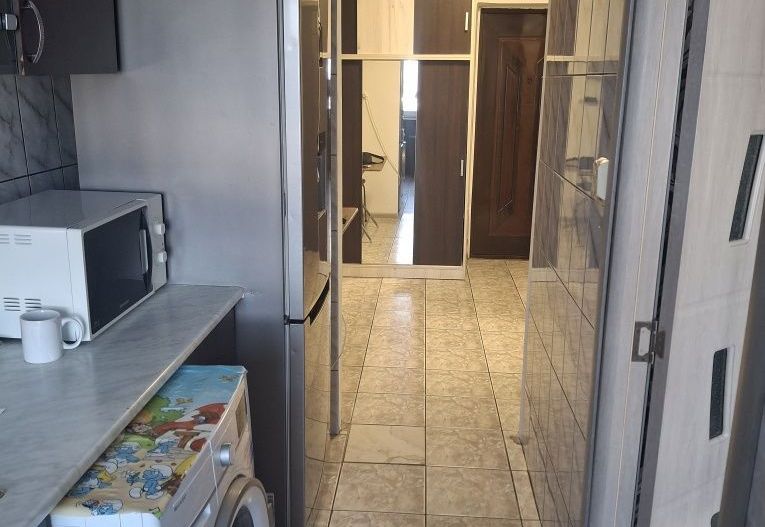 Închiriez apartament 2camere, Mall Vitan, mobilat, parcare, petfriend - Poză 4