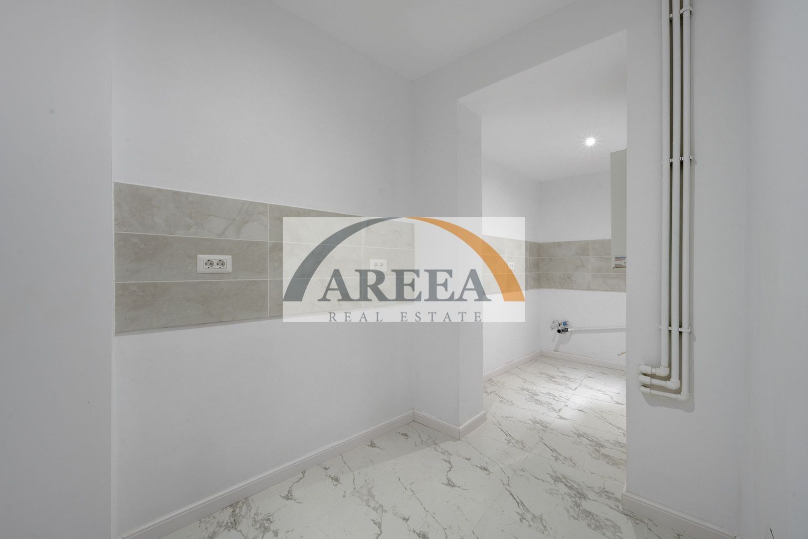 VILA RENOVATA SI ELEGANTA - 131 mp, 6 camere - Mitropolie / Unirii - Poză 16