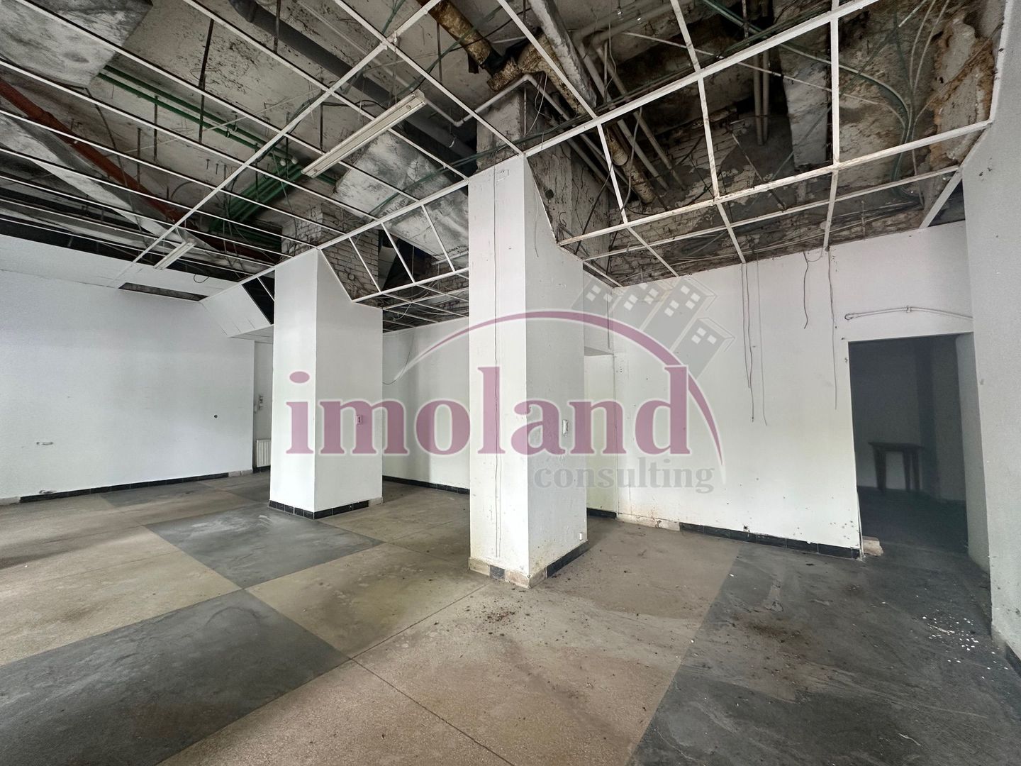 Inchiriere - Spatiu Comercial - 258mp - Calea Grivitei - Poză 3