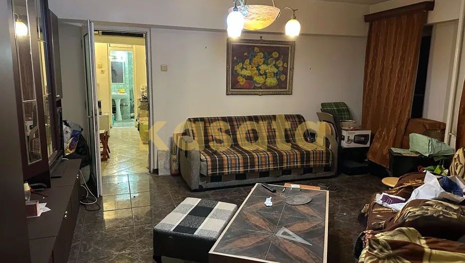 OPORTUNITATE | APARTAMENT 2 CAMERE | ROMANA | DOROBANTI | BLOC 1980 - Poză 3