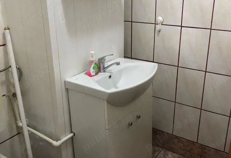 De inchiriat apartament 3 camere zona Uverturii/Lujerului - Poză 7