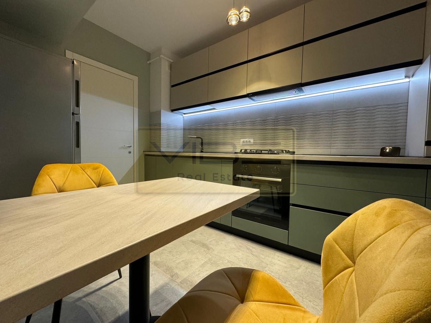 Apartament 2 camere premium + parcare Conest Evolution - Poză 1