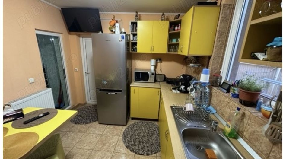 Ag BRASADAS vinde casa 3 cam curte superba Vatra luminoasa. - Poză 3