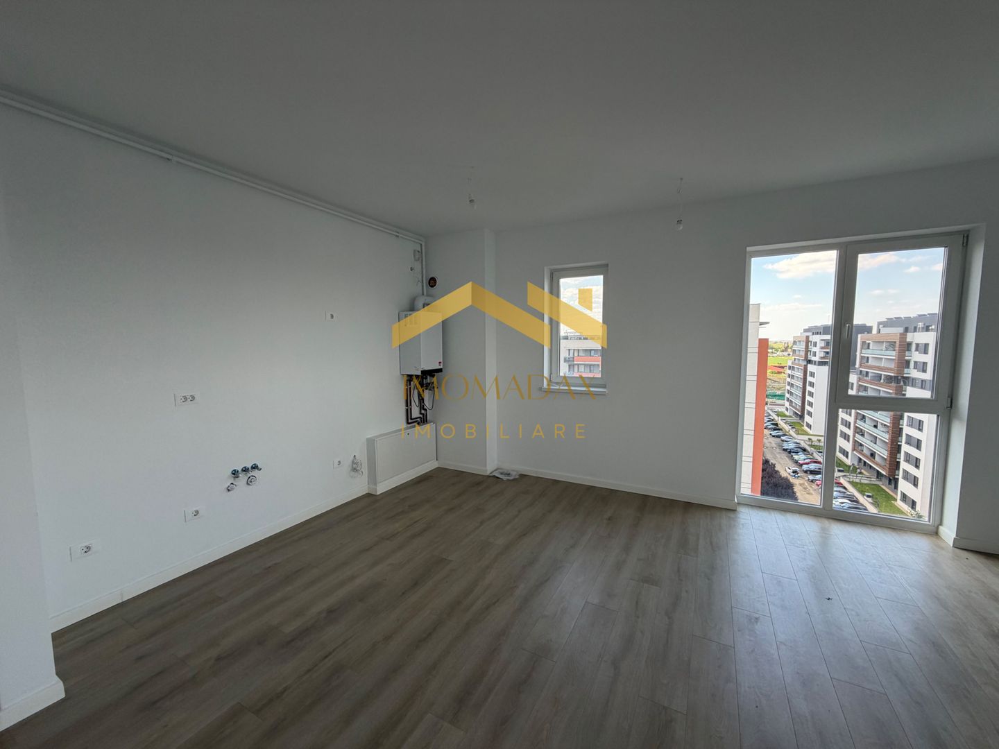 Aradului-3 Camere-2 Balcoane - Poză 12