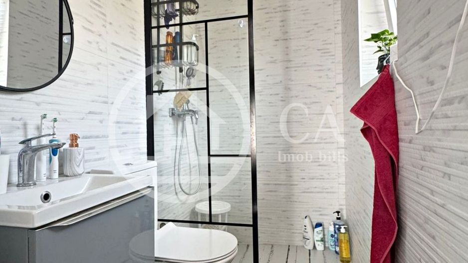 Casă de vânzare cu 3 camere si o anexa  in Sântandrei, Bihor - Poză 21