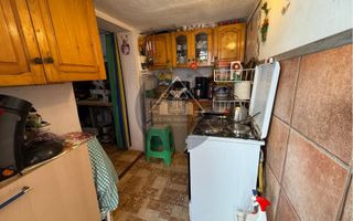 Apartament la casă de 2 camere, Medias - Poză 14