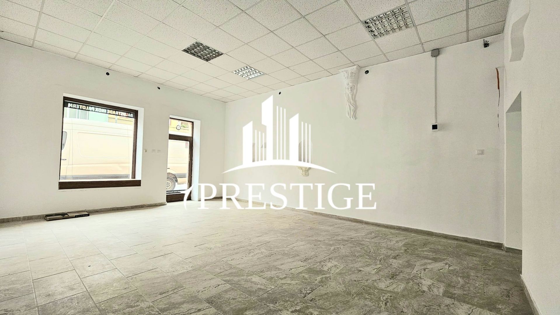 SPAȚIU COMERCIAL ULTRACENTRAL | ACCES STRADAL | VAD PIETONAL | 9 MAI - Poză 2