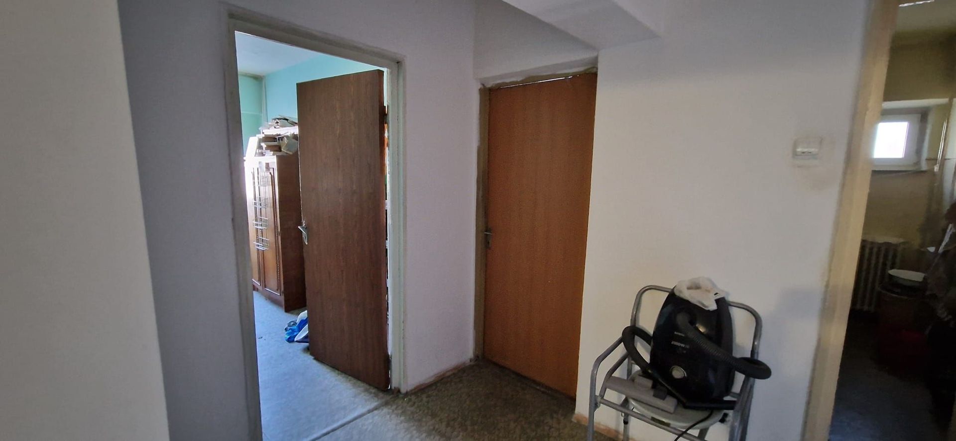 Apartament 3 camere dec 72 mp Bld. Independentei 179000 euro - Poză 5