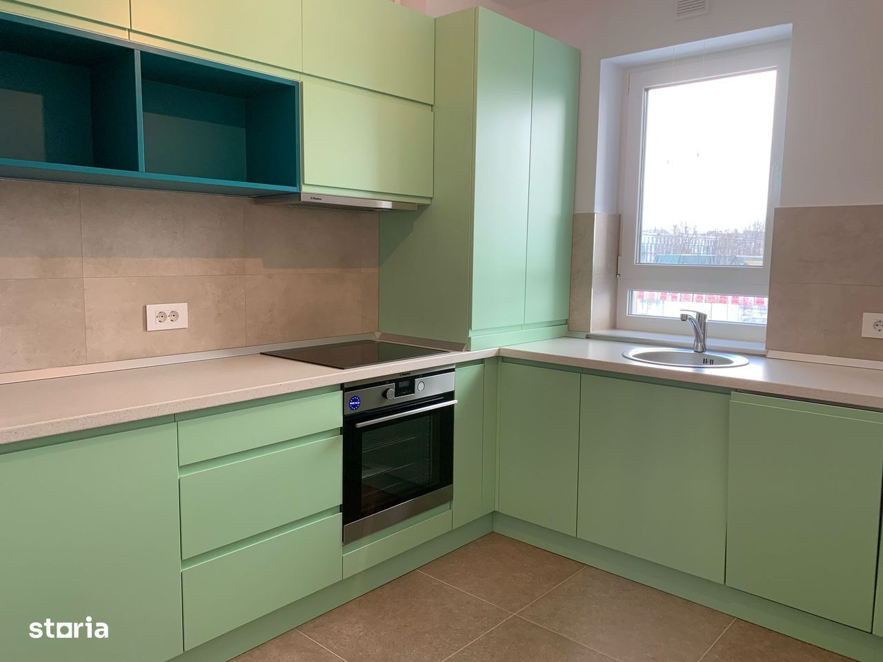 Tractorul - Kasper Coresi, ap 2 camere, decomandat, boxa, loc parcare - Poză 3