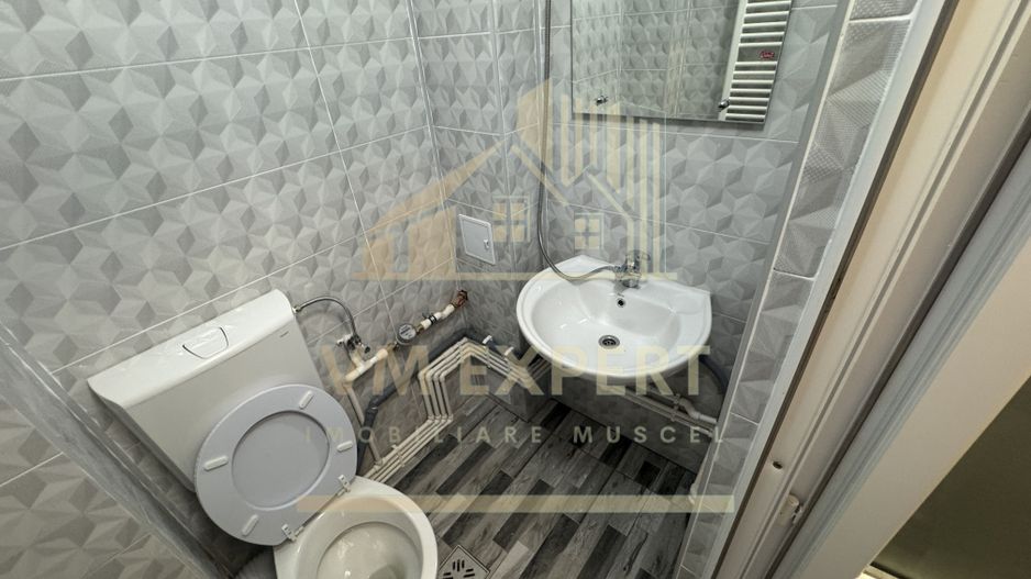 SPAȚU COMERCIAL 34 MP CAMPULUNG VIZAVI DE CENTRU MEDICAL CLUBUL SANATĂȚII - Poză 31