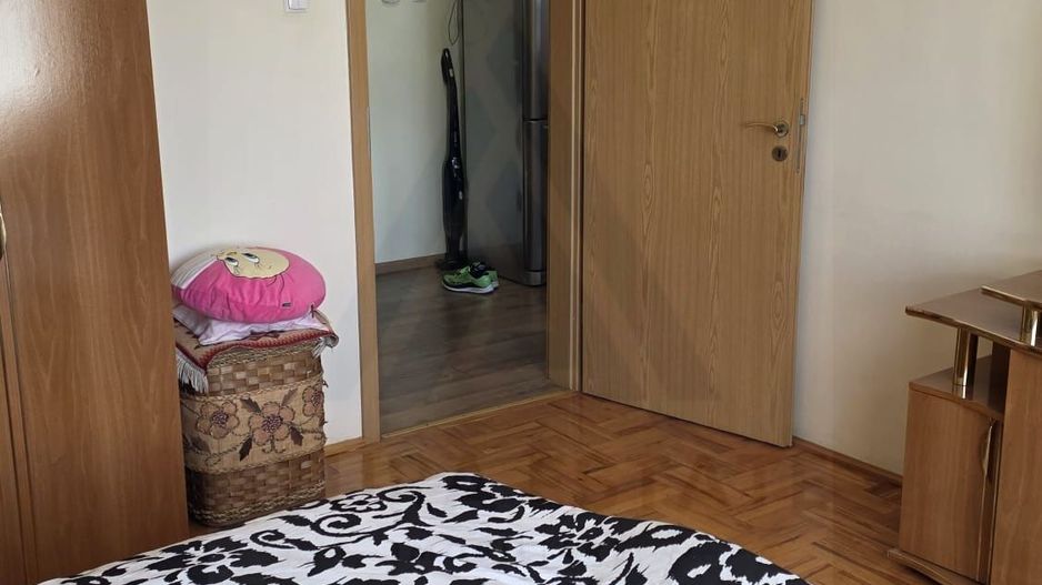 Apartament 2 camere 60 mp utili etaj 2 balcon 6 mp Zona Lazaret - Poză 4