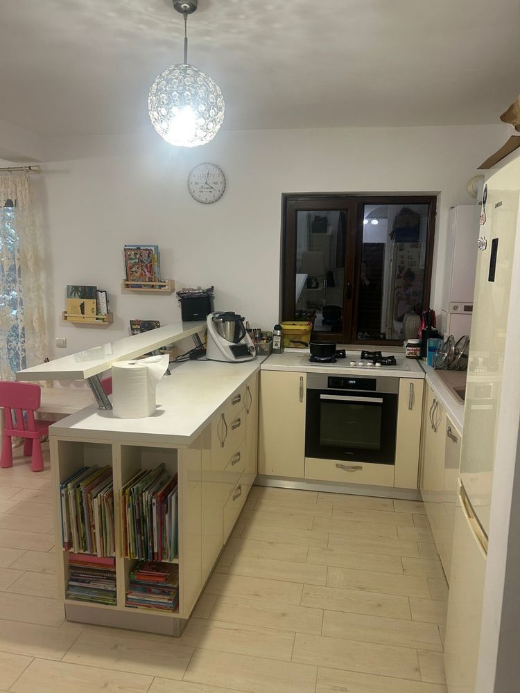 Apartament  2 camere Dumbravita  cu gradina - Poză 2