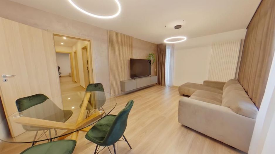 Inchiriem apartament 3 camere mobilat utilat lux cu parcare subterana - Poză 1
