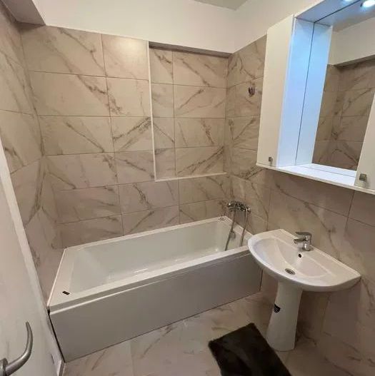 Apartament de inchiriat  2 camere Bragadiru - Poză 7