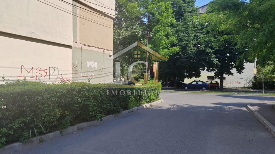 Apartament cu 2 camere de vânzare în Micro 8, Targoviste - Poză 1