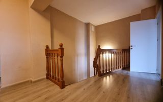 VANZARE- 6 CAMERE-PENTHOUSE -UNIRII -et 8-9 - Poză 9
