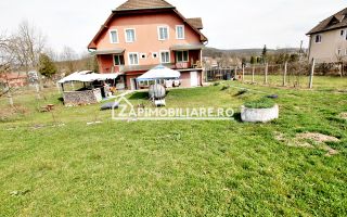Casa 4 camere,4 bai,1 bucatarie,1 living,120 mp,500mp teren - Poză 12