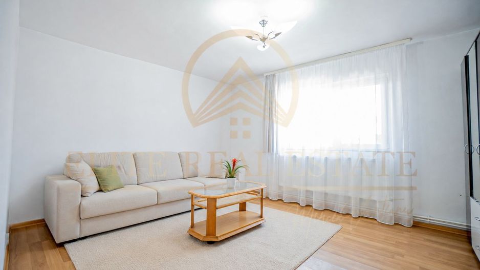 Apartament in vila , Curte  , Garaj - Pod butelii - Poză 1