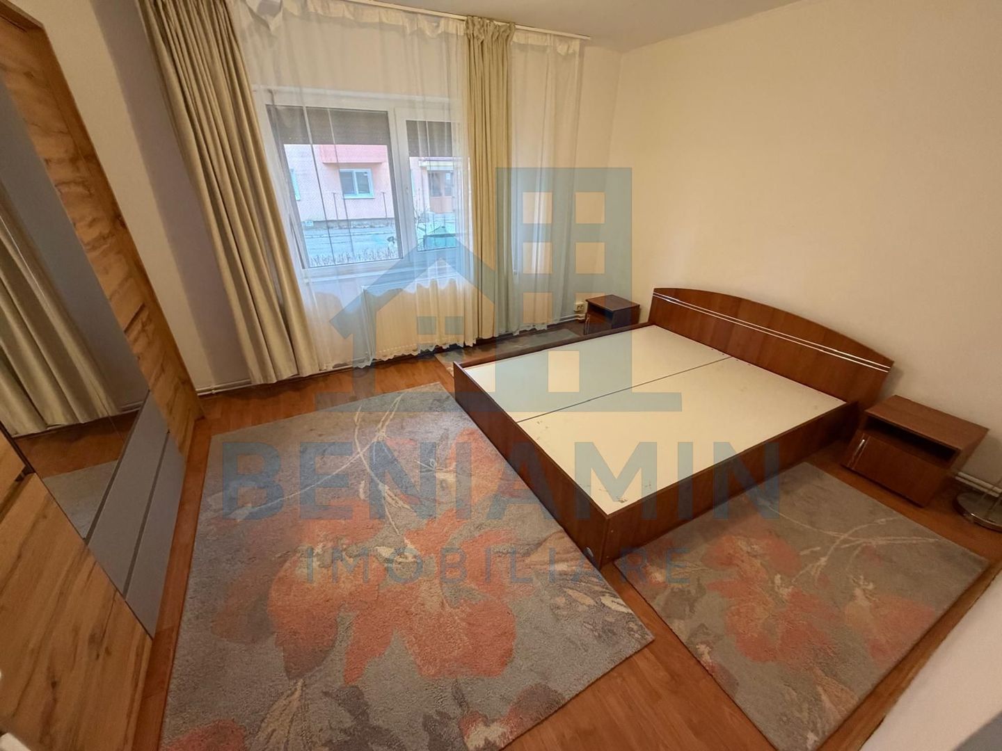 3 Decomandate-Parter-Loc parcare-2 bai-1990-Boxa-Florilor-64mp-Liber - Poză 3