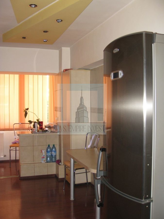 Apartament 3 camere- zona Noua - Poză 4
