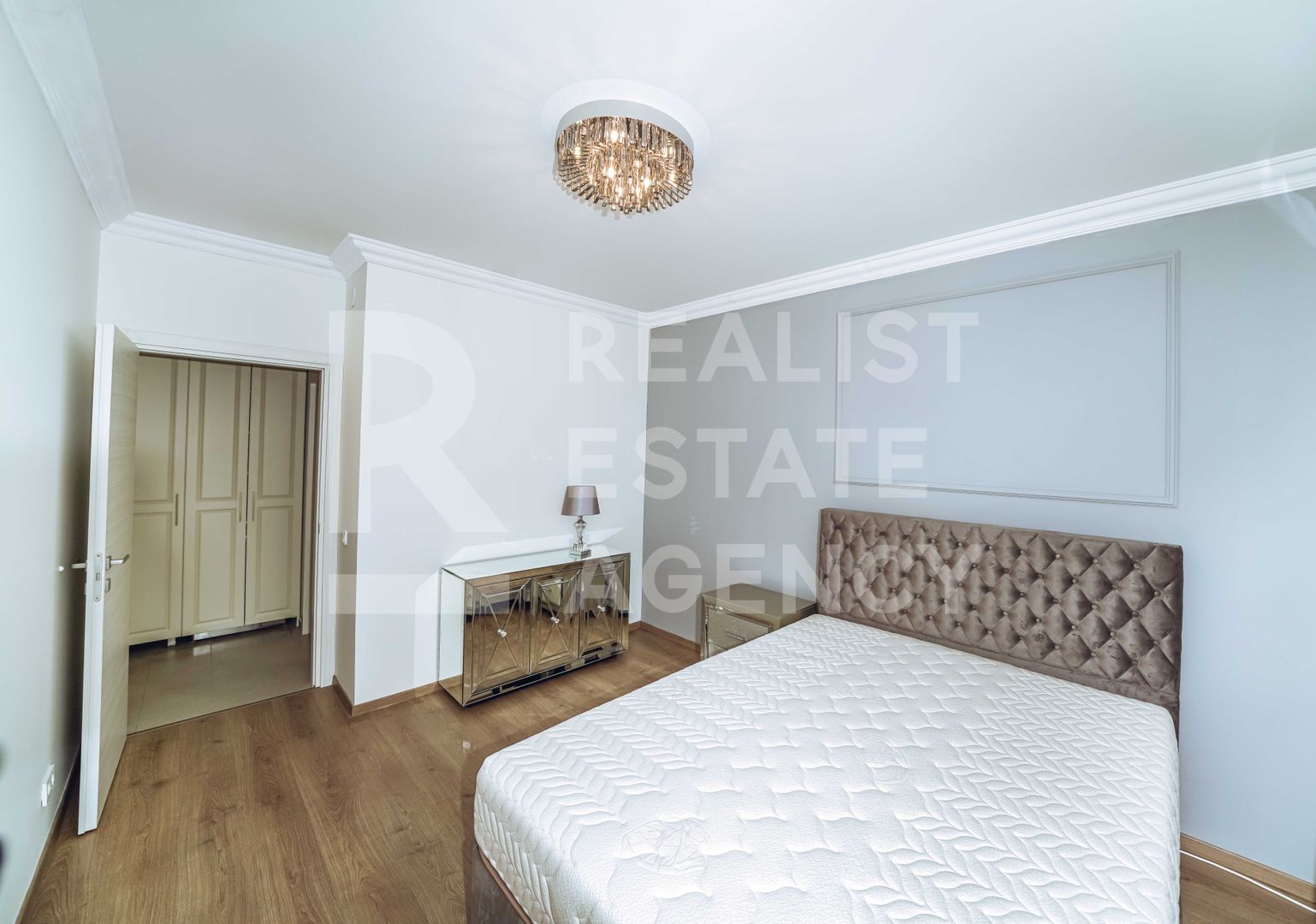Apartament 2 camere Mobilat si Utilat, Design Exclusiv, Piața Unirii - Poză 11