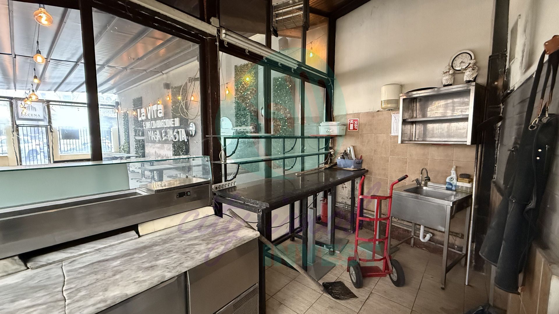 Vilă P+1 ultracentral | Terasă 139 mp | Ideal business - Poză 7