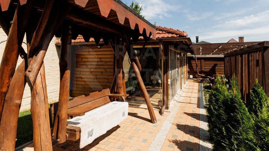 De vânzare casă cu suprafață de 270 mp + 7.5 ari, Dumbrava! - Poză 23