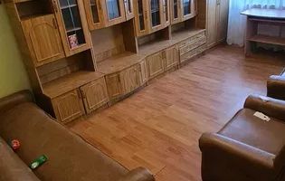 Apartament 3 camere, etaj 2/4, bloc FARA RISK //  Dacia langa LIDL - Poză 1