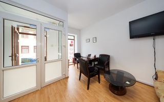 Locație rară în Brașov: ideal pentru regim hotelier sau business - Poză 2