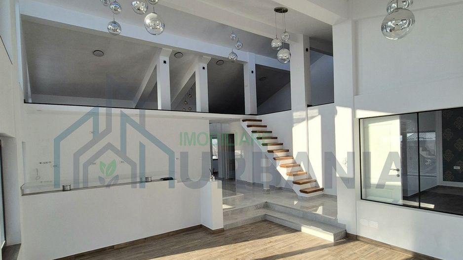 # De vanzare vila in Hlincea,posibil schimb cu apartament si dif. - Poză 2