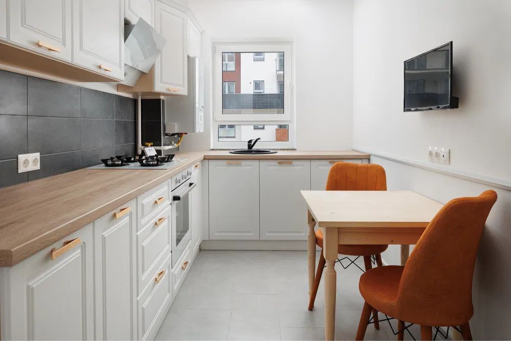 Garsoniera moderna cu loc de parcare Brasov - Poză 1