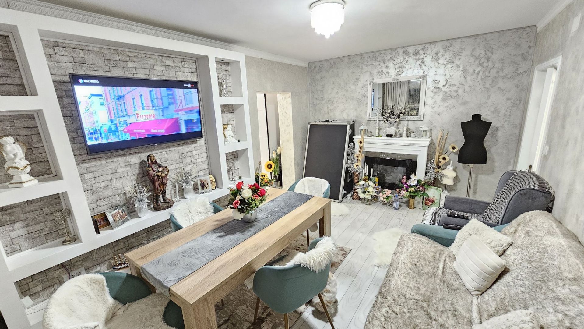 Apartament 4 camere, mobilat și utilat, zona Donici. - Poză 3