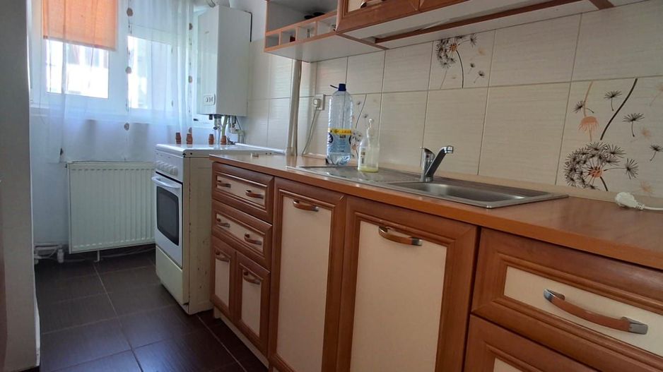 Garsoniera intima si economica, etaj intermediar - zona Craiter. - Poză 4